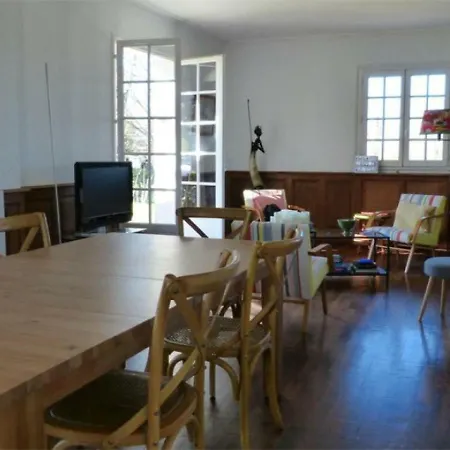 Villa House Pee Sur Nivelle - 10 Pers, 230 M2, 6/5 *