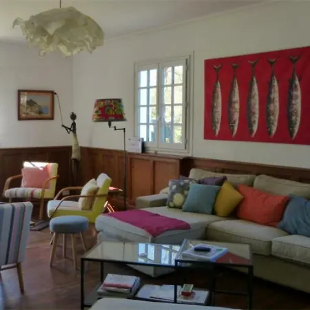 House Pee Sur Nivelle - 10 Pers, 230 M2, 6/5
